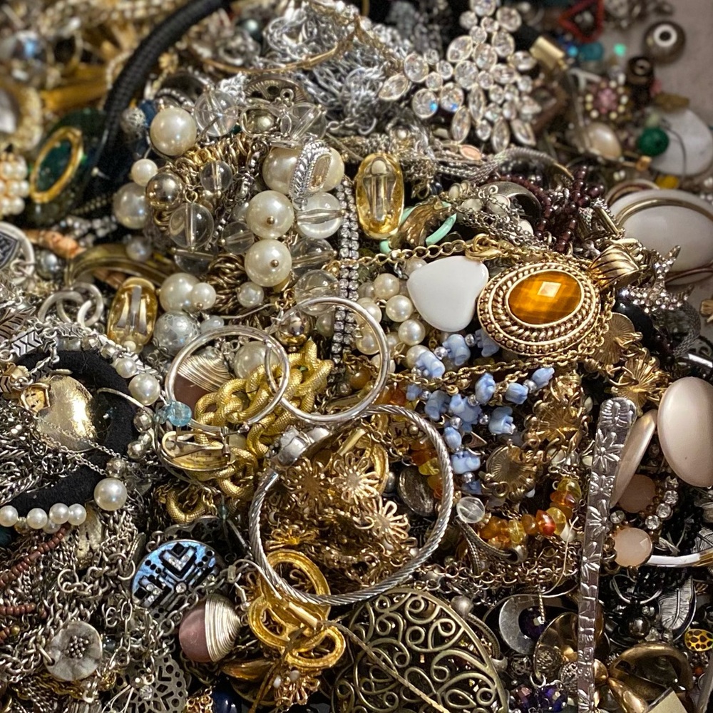 Junk Jewelry Box